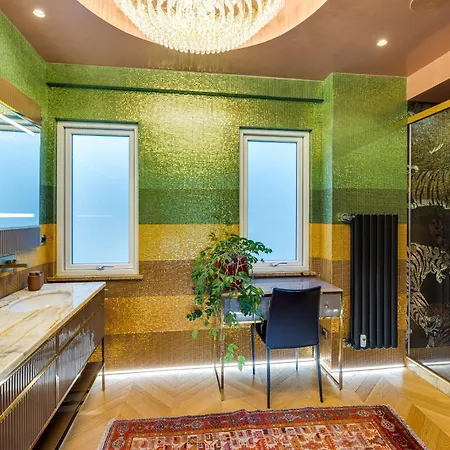 Luxury Penthouse With Terrace And Hot Tub Roma